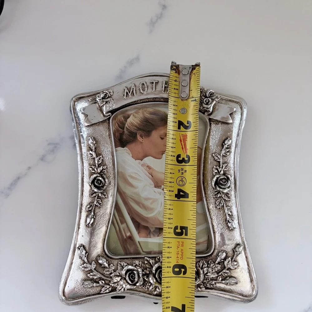Vintage‎ Silver Tone Mother Rose Floral Picture Frame 3.5x5 Tabletop Wall Decor